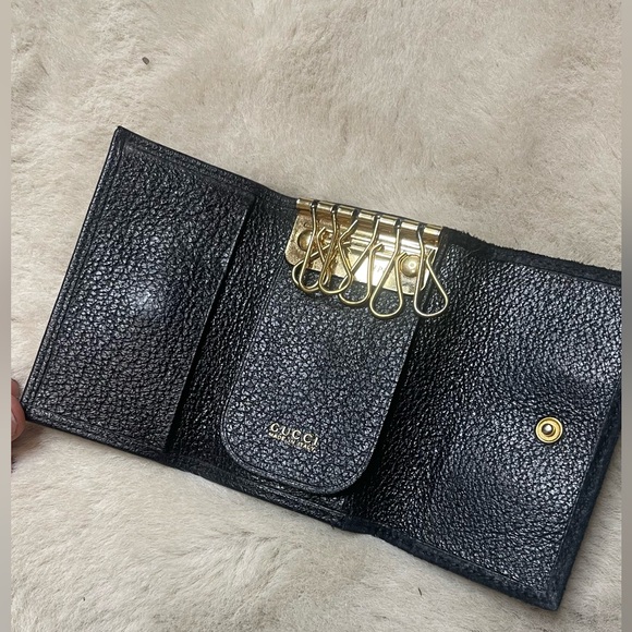 Gucci Bamboo Key Holder EUC with box - Picture 6 of 7